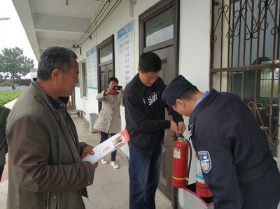 陈官庄乡深入开展安全生产大检查，筑牢安全防线